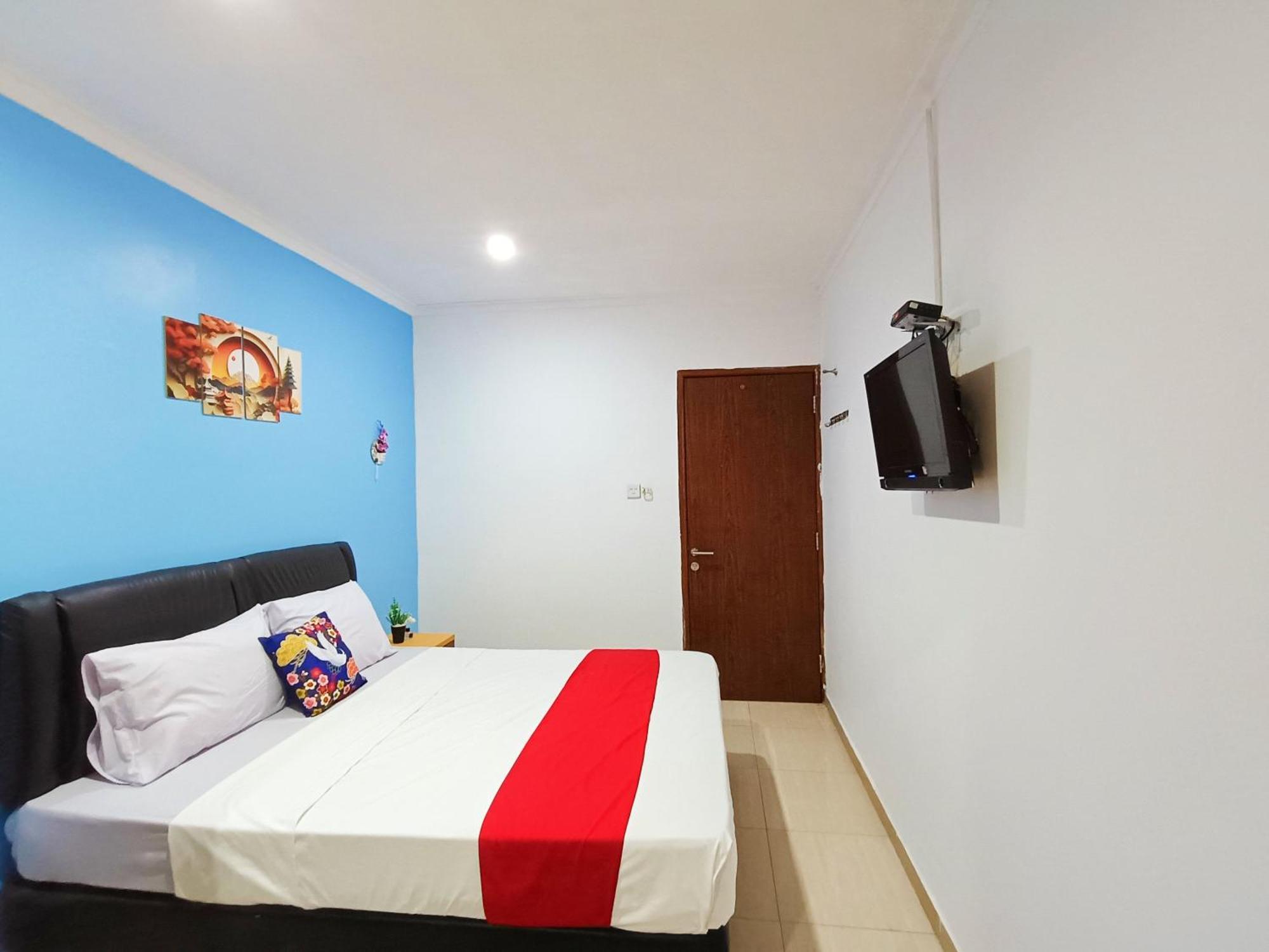 Yutaka Inn Dukuh Kupang Surabaya Exterior foto